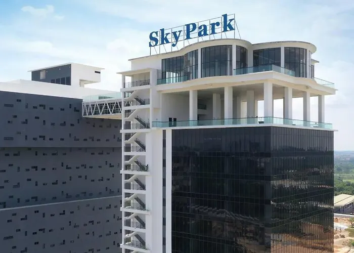 Skypark Residence Cyberjaya I Pool View With Balcony