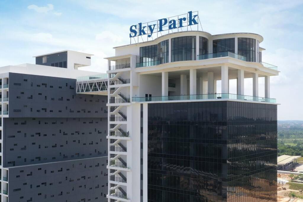 Apartment Skypark I Pool View With Balcony *